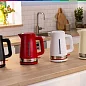 Чайник Bosch TWK4M224, 1.7 л, закрытая спираль, нержавеющая сталь, 2400 Вт, красный