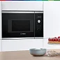 Микроволновая печь встраиваемая Bosch BFL524MS0 Serie 6, 20 л, 800 Вт, автоматическая разморозка, дисплей, сталь
